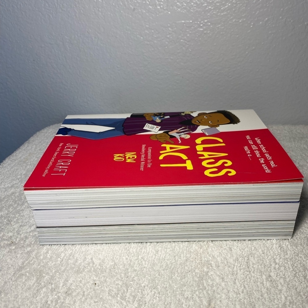 Graphic novel set by Jerry Craft- Class Act, School Trip and New Kid - Picture 9 of 9